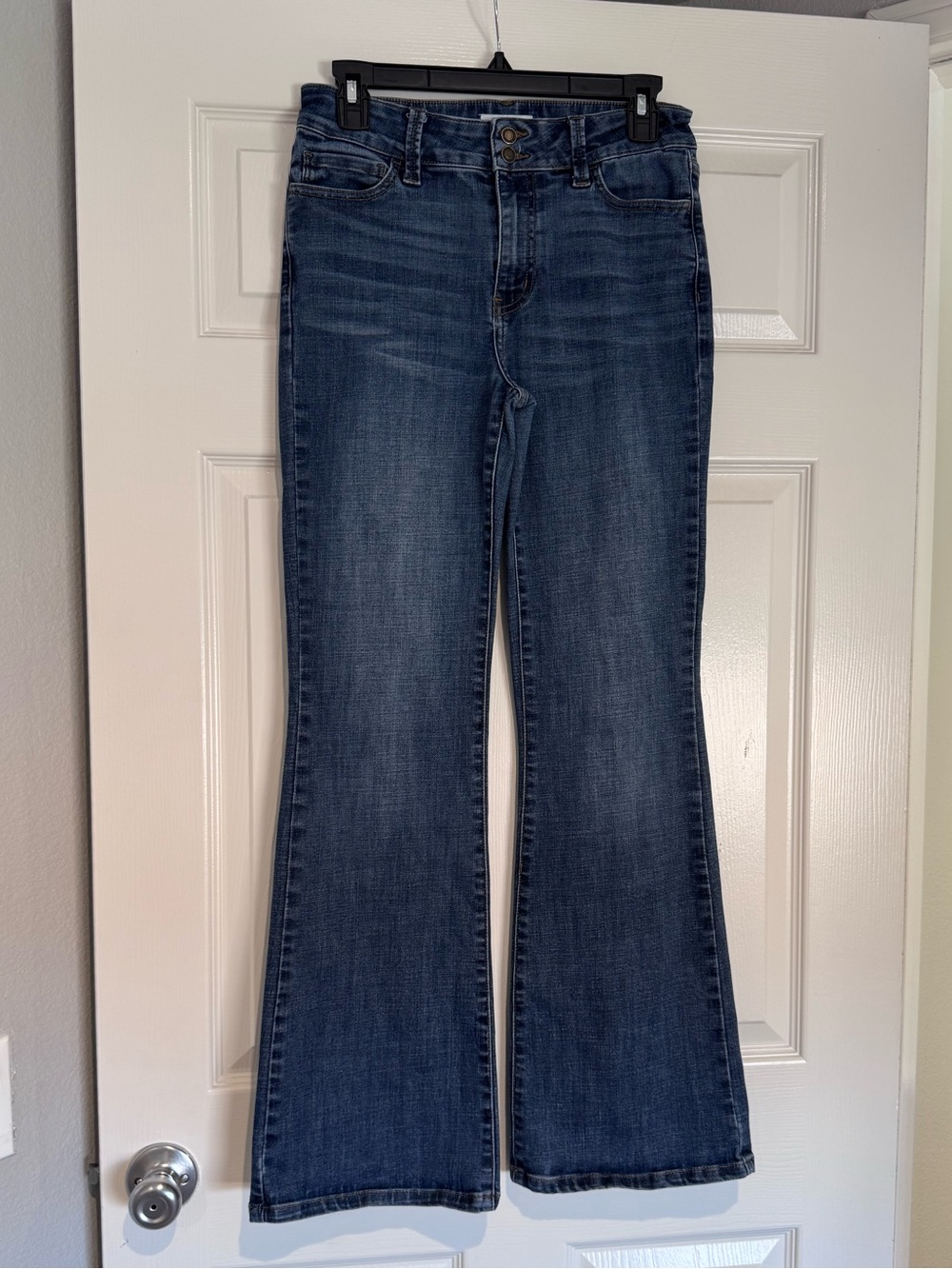 Dark Blue Jeans with Wide Leg